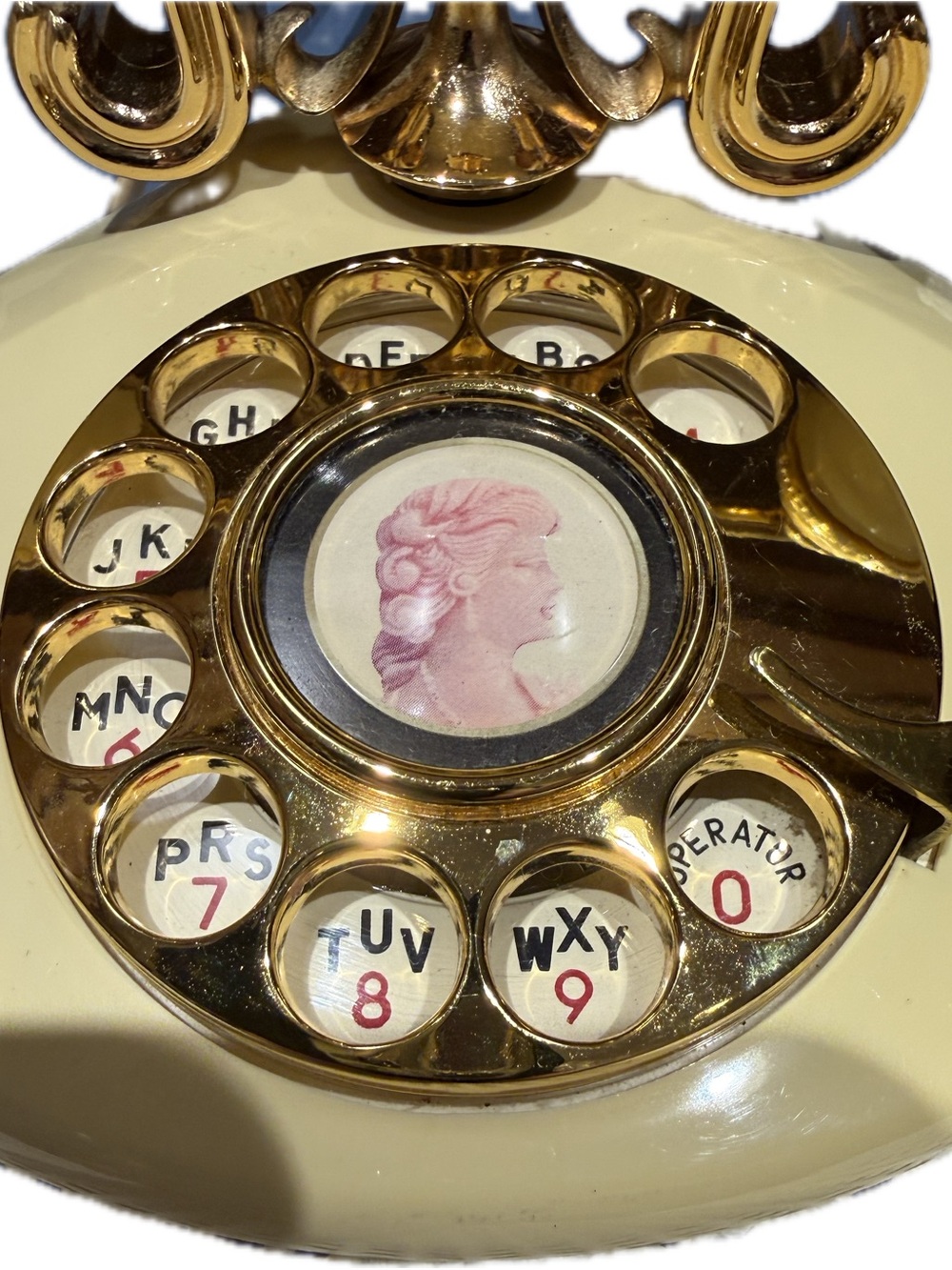 VINTAGE RADIO SHACK PRINCESS ROTARY DIAL LANDLINE PHONE. - Picture 8 of 12